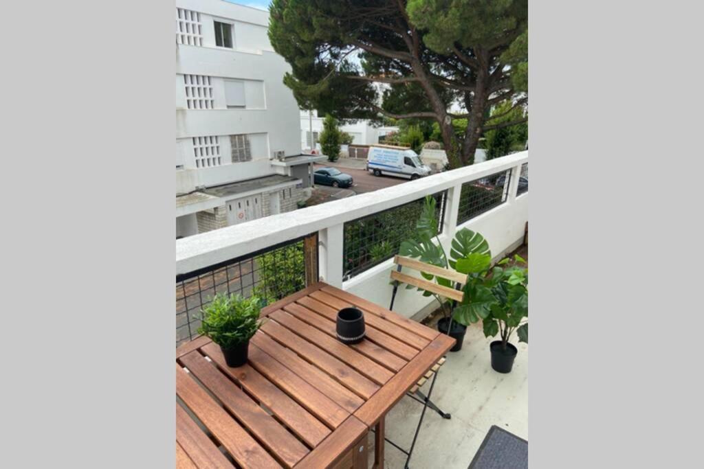 Royan 2P - Centre - 300M Plage Appartamento Esterno foto
